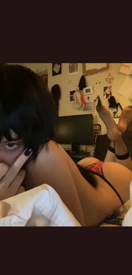 Notmybella model naked gallery