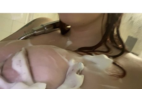 tianacruz adult actress image