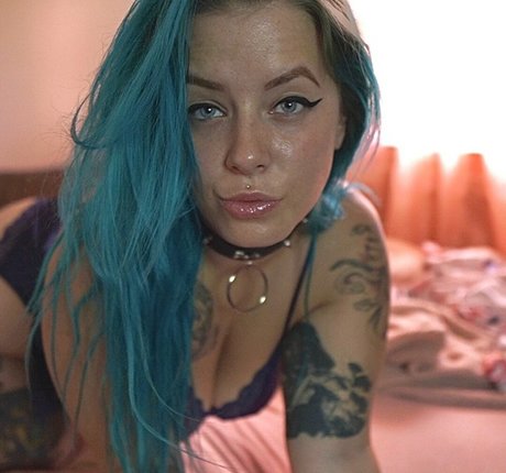 ghostiiexo nude pornstar pic