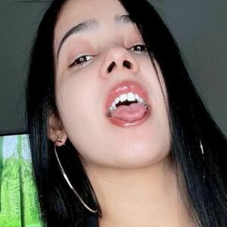 Grey Vlyt model hot photo