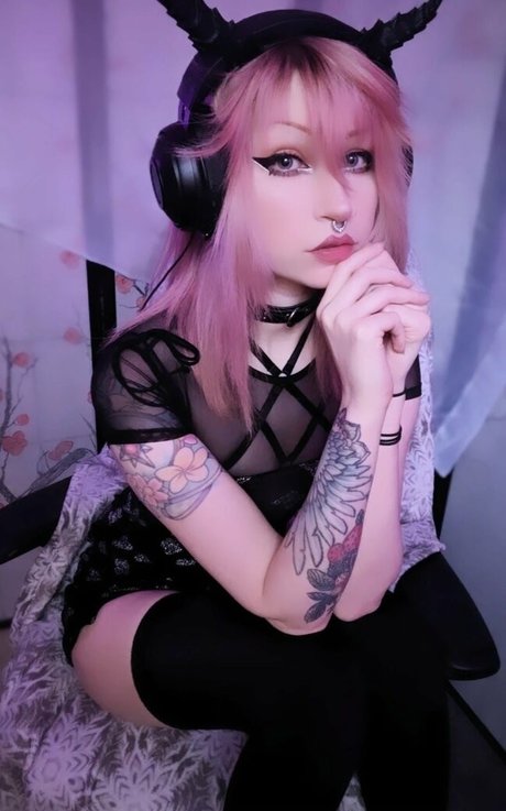 auriialis model top image