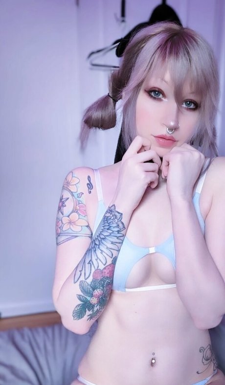 auriialis model beautiful galleries