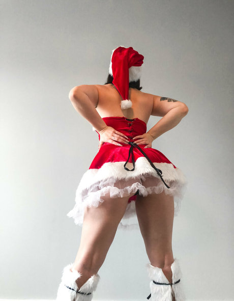 shakethatashe top actress photo