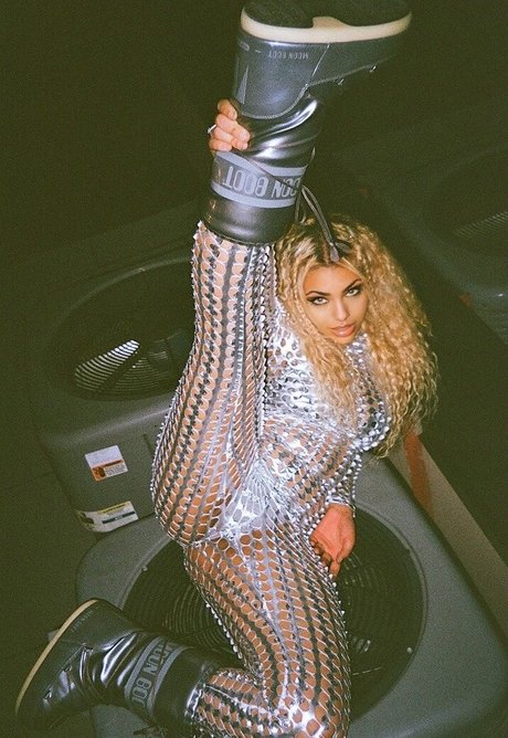 bbc big tits onlyfans sexy naked photo