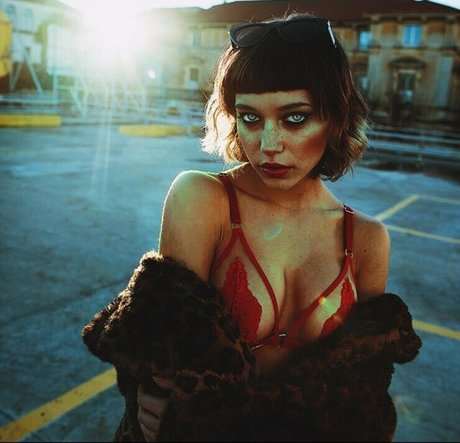 asian influencer onlyfans free naked pic