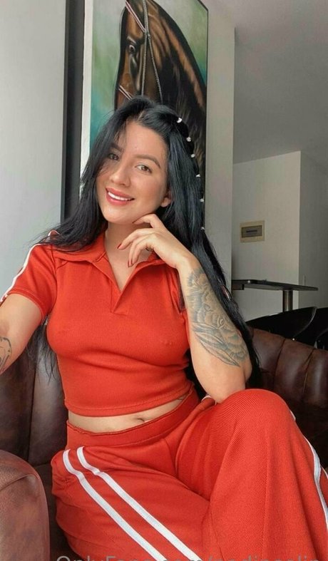 nadinselin erotic actress pics