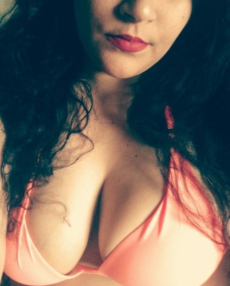 SweetMouthASMR nudes model picture