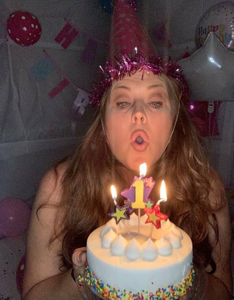 thelittlestslave star hd photo