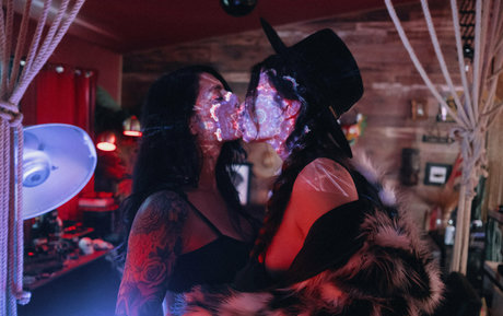 ohrangutangerotica star xxx img