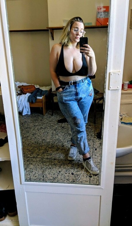 Mx Max nudes pornstar pics