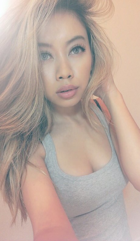 Kimmie D star beautiful picture