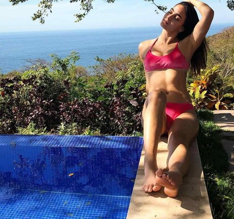 Melissa Barrera star top image