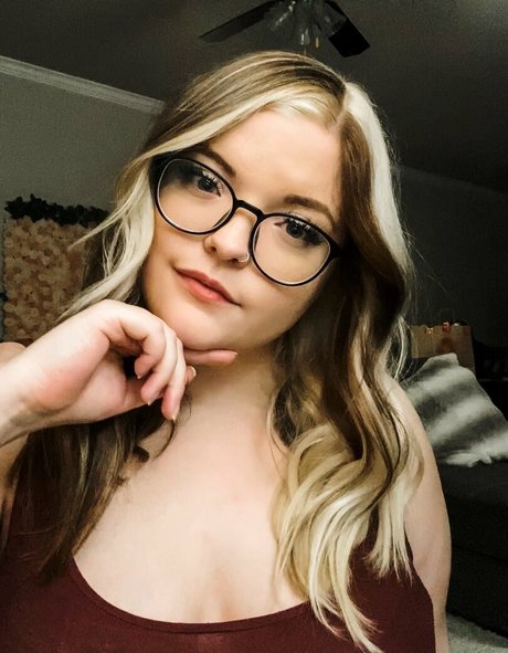 tiny asian onlyfans erotic archive