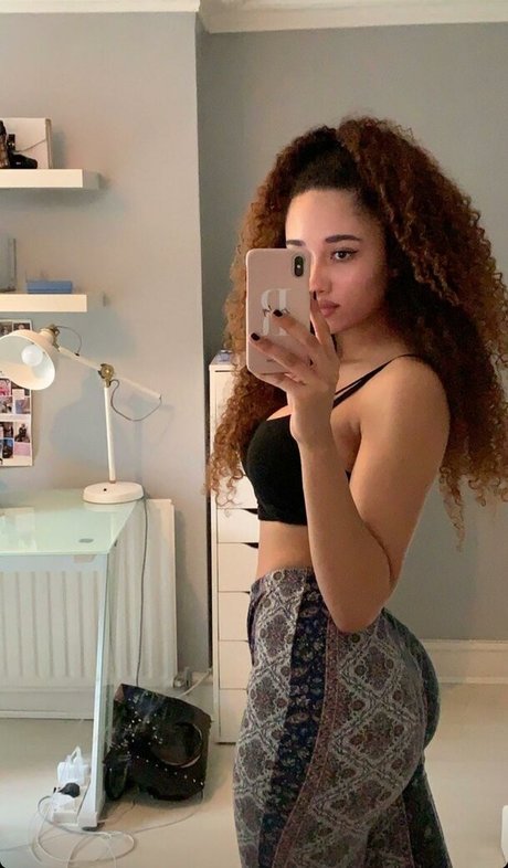 lingerie onlyfans pornos image