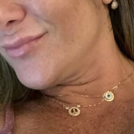 Nina Fernandez pretty star images