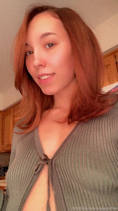 ariajaynefree star pics