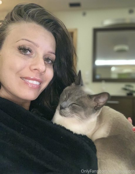 vickyloveporn high quality pornstar pictures