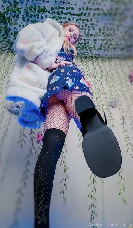 Miinuinu star erotic gallery