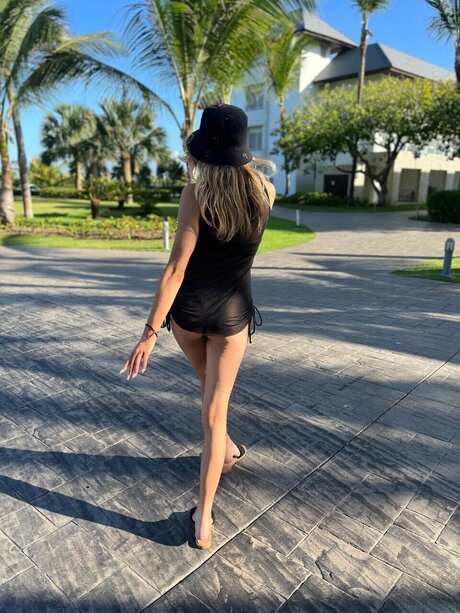 Nukacola76 hot model pictures