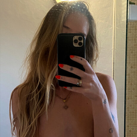 titssandtatss pornstar naked image