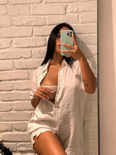 ninasuarz xxx model gallery