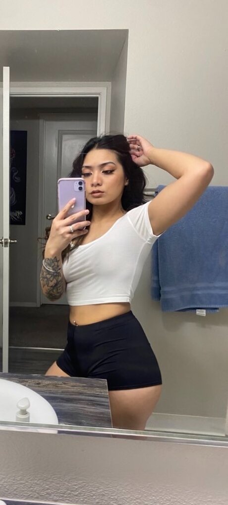 Shyghuirl adult actress archive