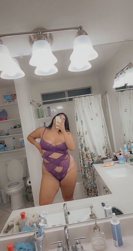 Thiccbitch model beautiful picture