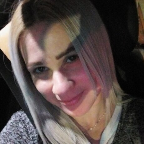 Amly erotic model images