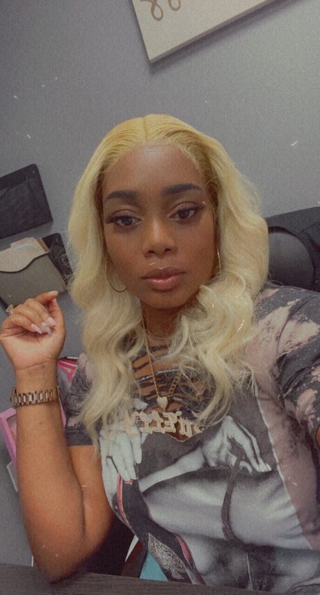 BossLady_ model free picture