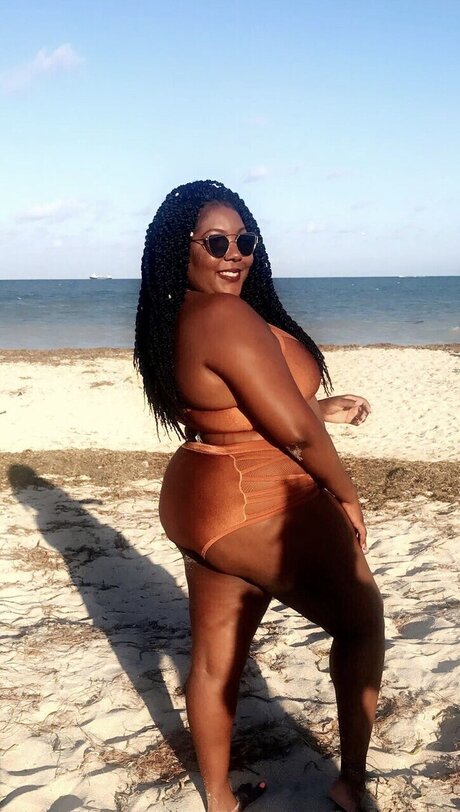 CocoaDesire pornstar hot pic