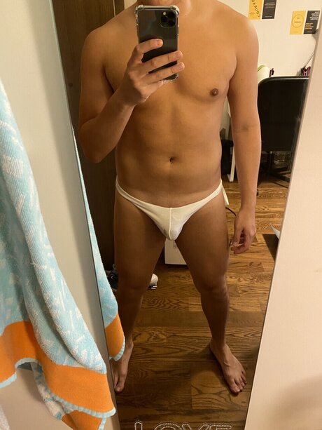 Hjleno model nudes pic