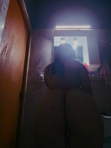 Narelaa pornstar top picture