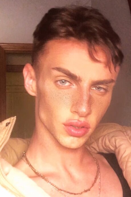 Edu exclusive model galleries