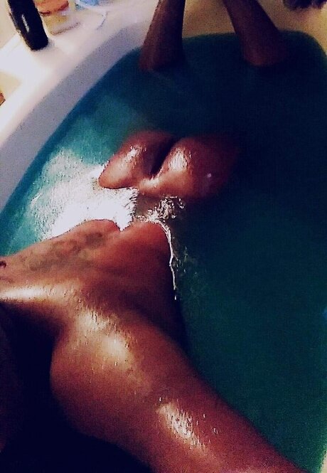 TheLiveSet pornstar hot img