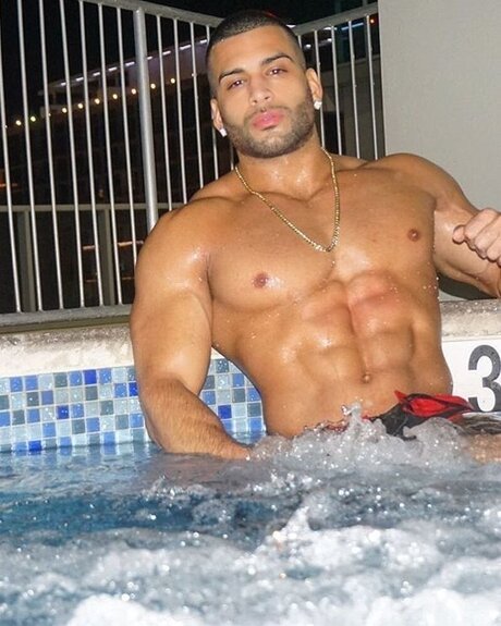 BigDaddyNYC model nudes image