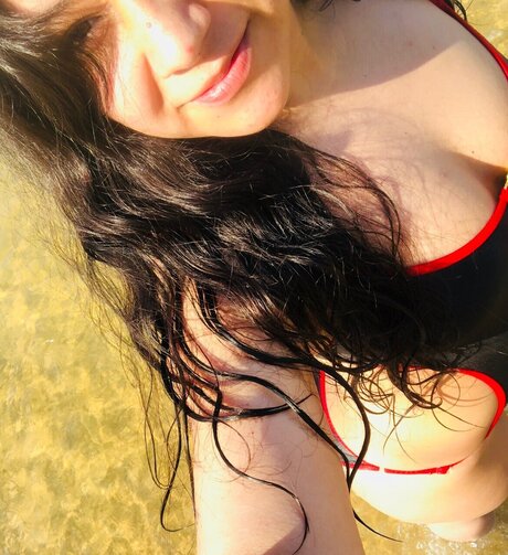 Mich Correa hot actress photos