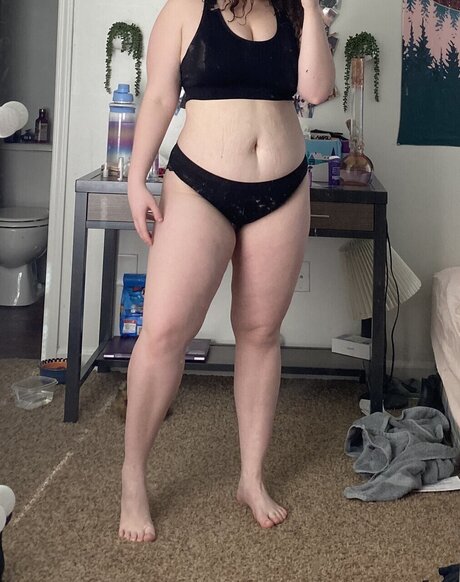 bbygirlbella model sex pic