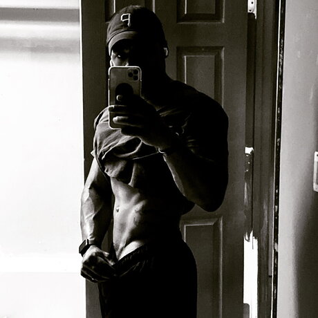 The Right One exclusive actress photos