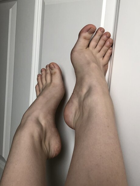 dreamydancerfeet porn star pictures