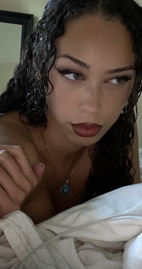 Nova FREE free actress galleries