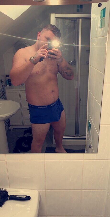 Gonebig1 model art gallery