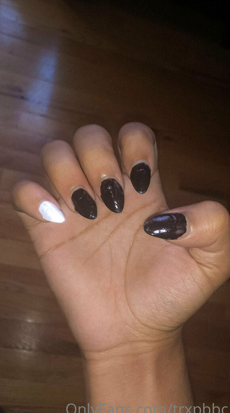 trxpbbc model nude pictures