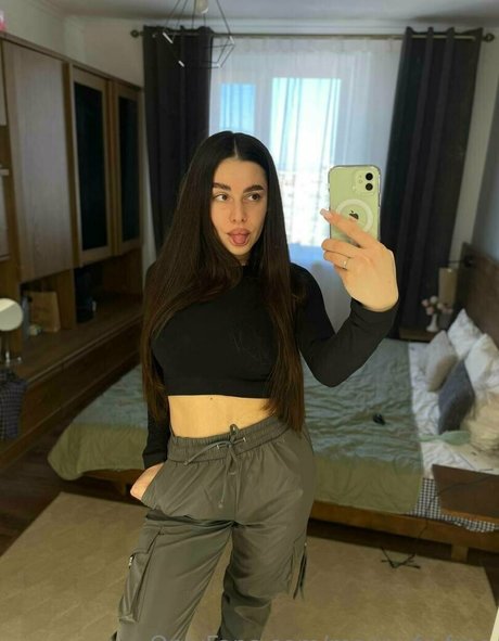 blonde princess onlyfans hd images