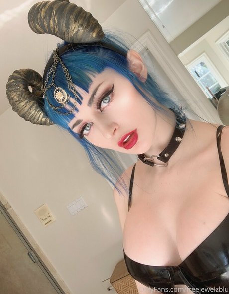 freejewelzblu nude star picture