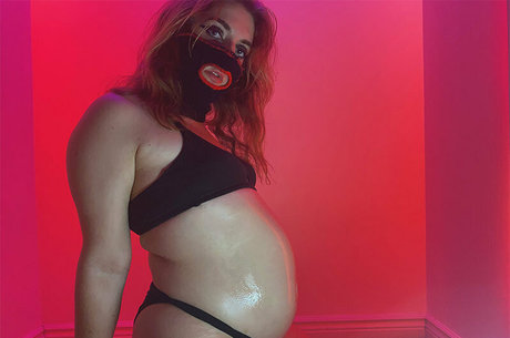 poppykoch naked model images