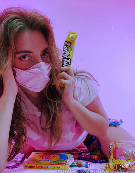 poppykoch star photos