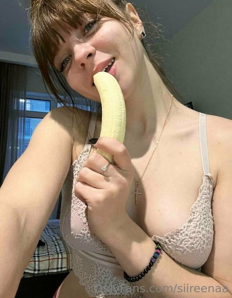 siireenaa pornstar adult pic