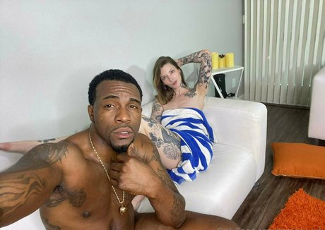 majorwork art star img