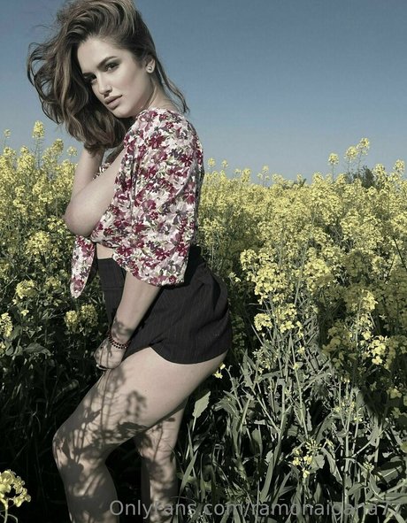 ramonaioana77 pornstar adult images