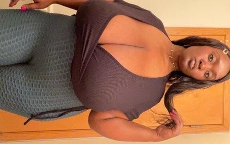 Submittress art actress image